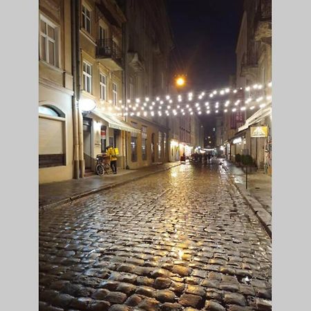 Двокімнатна Квартира В Центрі Львова. Lviv Exterior photo
